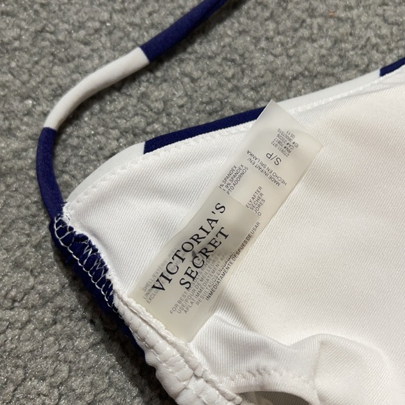 Victoria Secret sequins bikini top - Picture 3 of 3